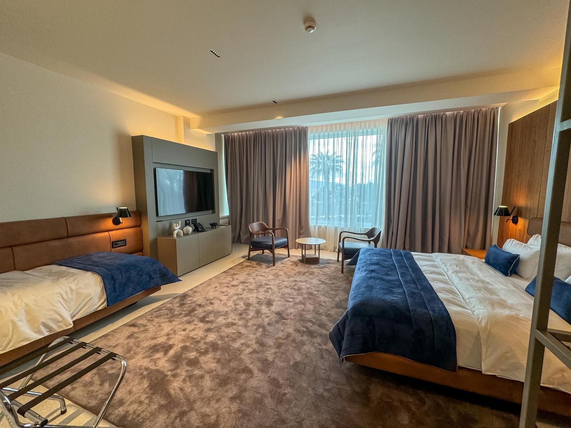 Abi'S Hotel & Spa فلورا المظهر الخارجي الصورة