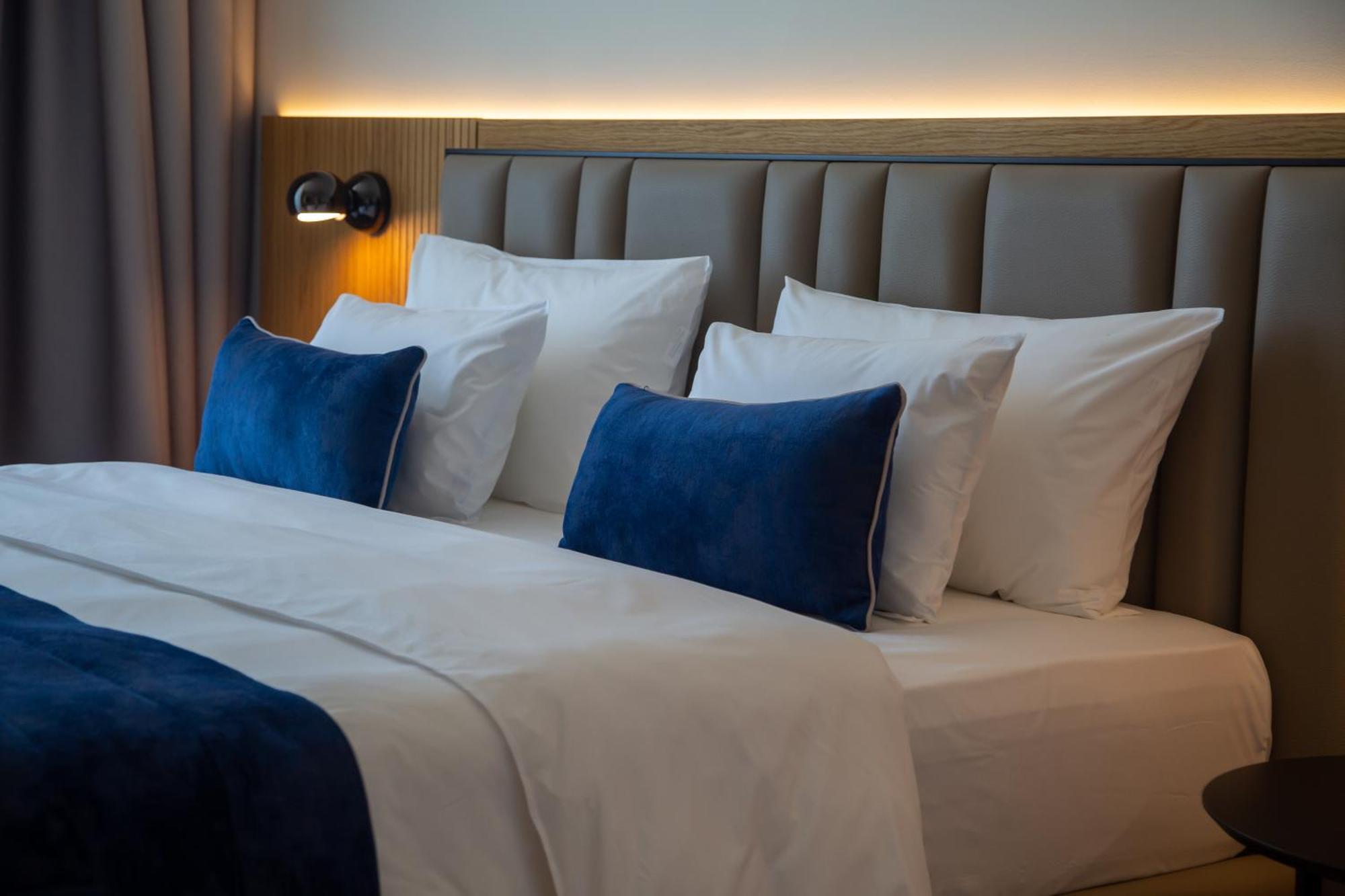 Abi'S Hotel & Spa فلورا المظهر الخارجي الصورة